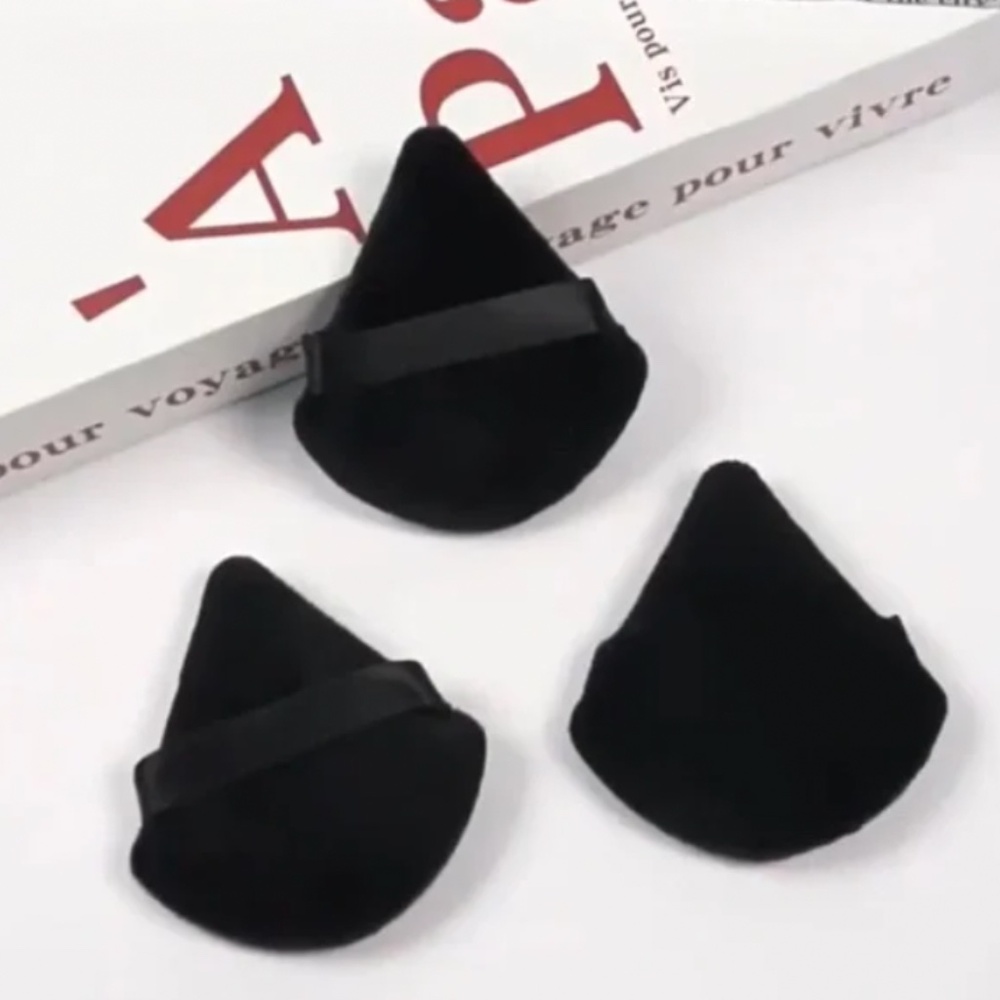 FREE Black Powder Puff (1 Count) NWT